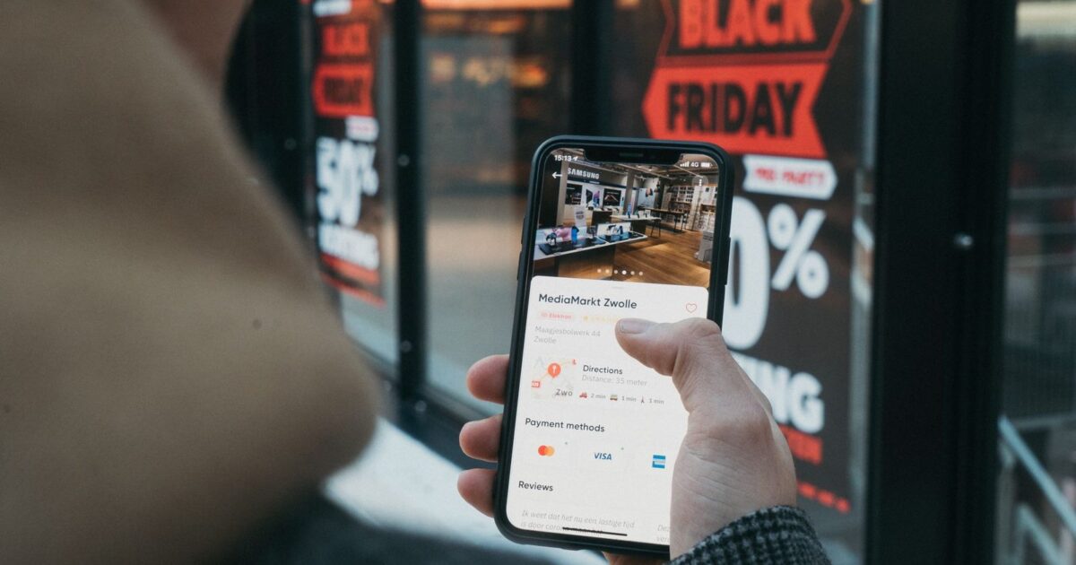 Capa do post: Black Friday no e-commerce: cinco ações para converter mais visitantes