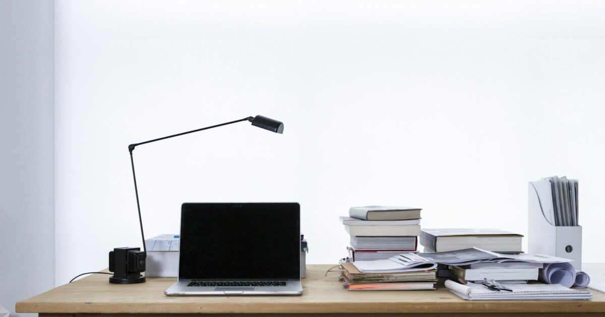 Capa do post: Inteligência artificial para advogados: como usar na rotina e no marketing com segurança