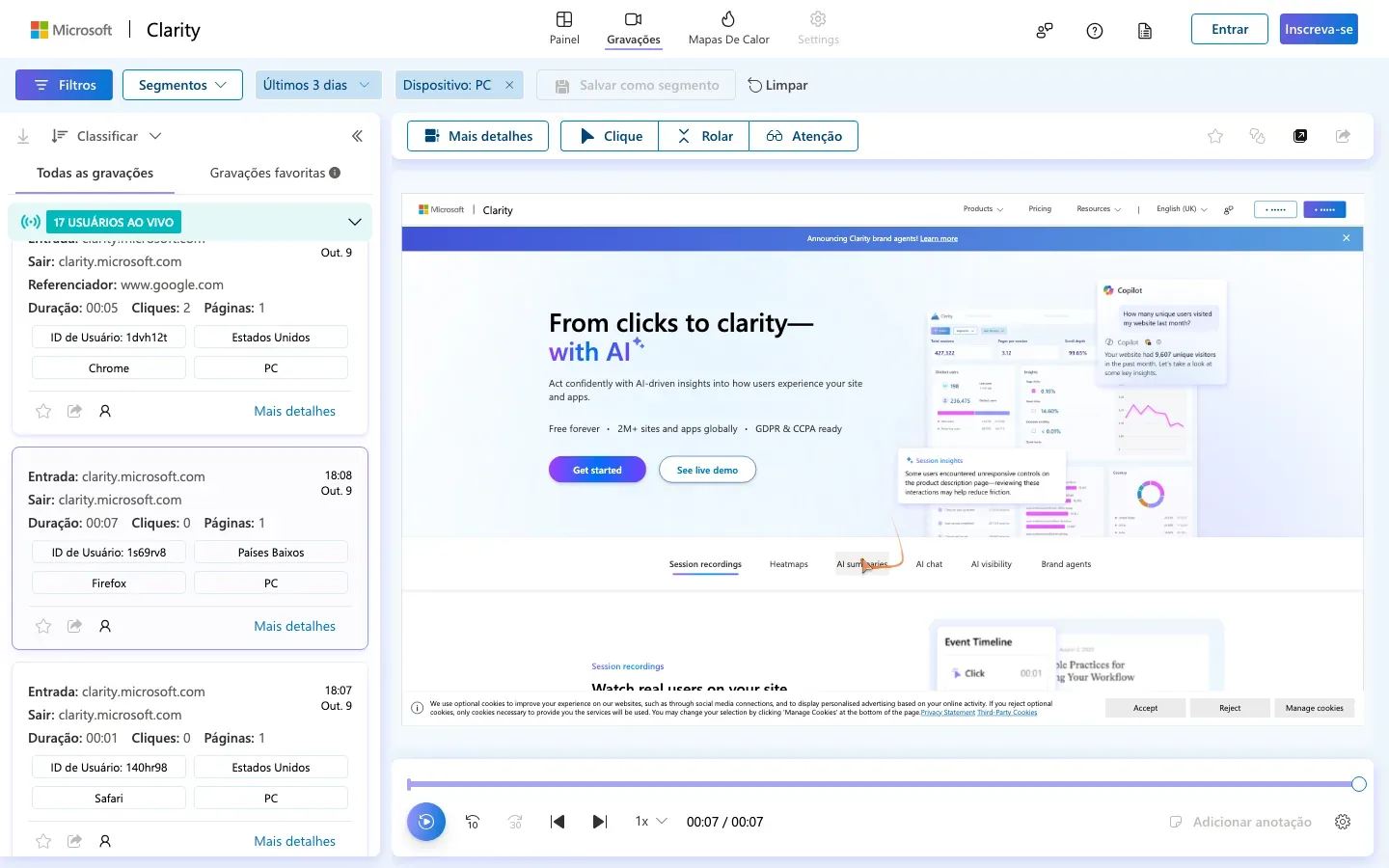 Gravação de sessão no Microsoft Clarity: lista de sessões à esquerda e, à direita, a reprodução de uma visita com o caminho do cursor na página